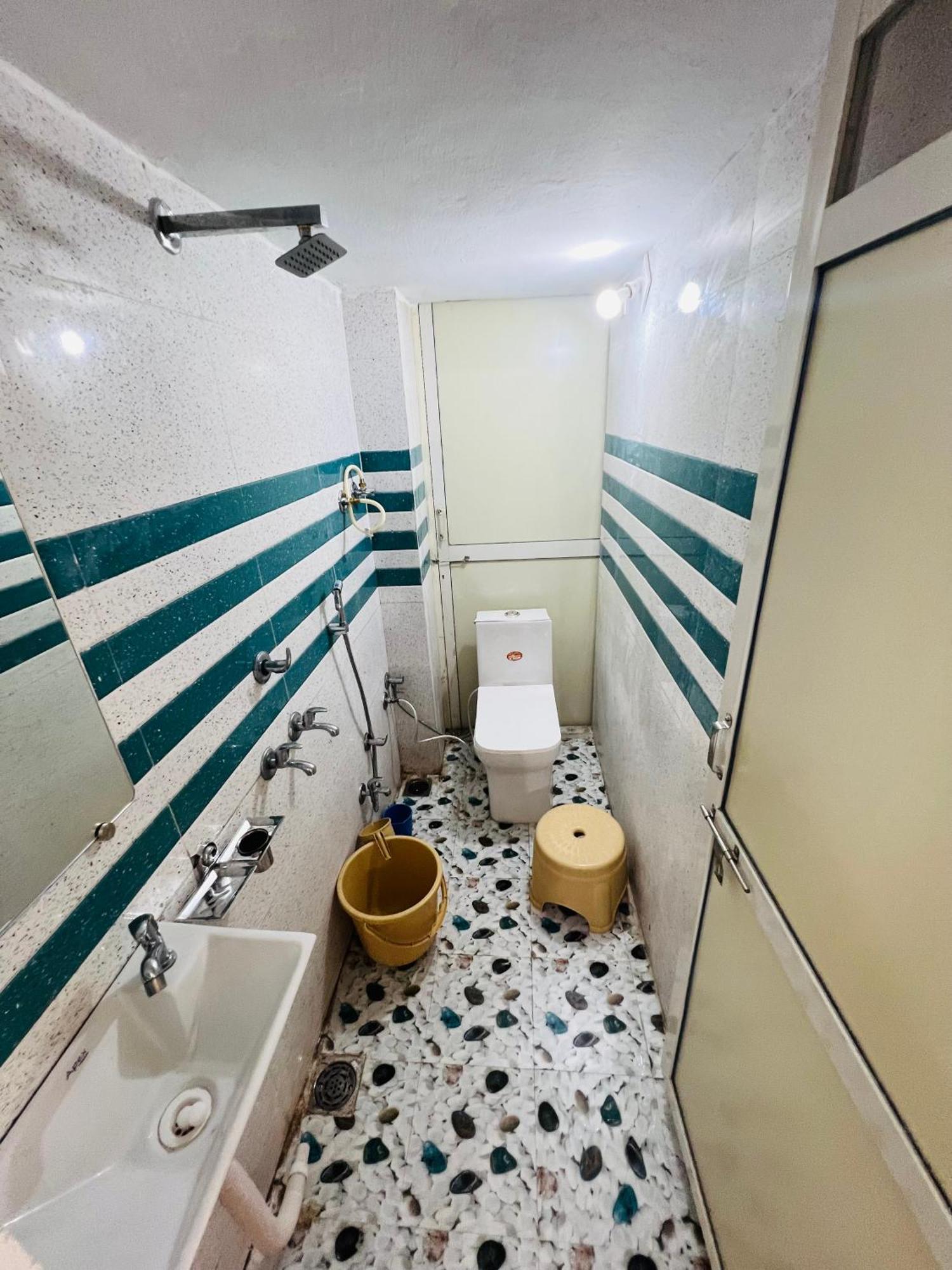 Tiwari G Home Stay 우자인 외부 사진